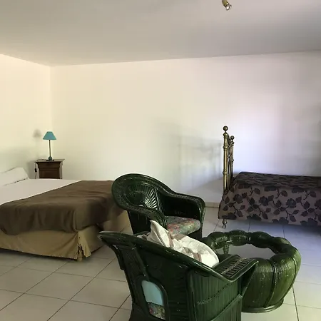 La Ferme Aux Biches Bed & Breakfast